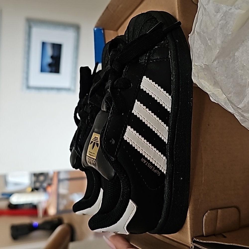 Adidas superstar - Picture 2 of 3